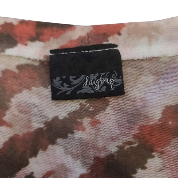 Daytrip Buckle Womens Animal Print Pink Zebra Sequin Embellished Top Size Large - Picture 3 of 7